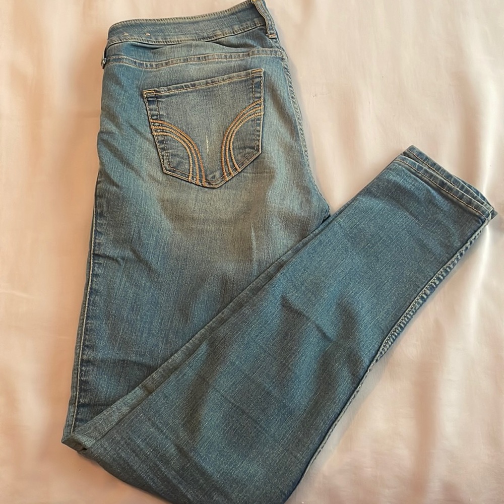 Hollister Distressed Jeggings